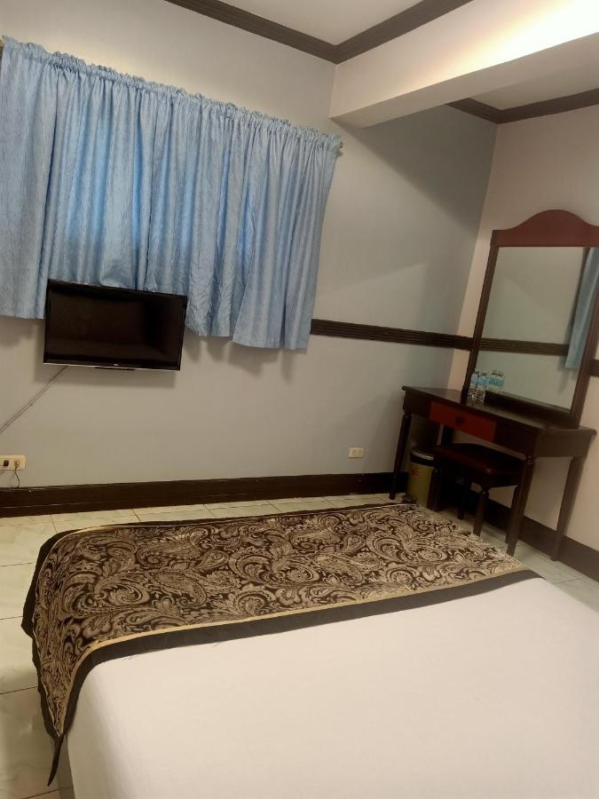 The Gabriella Bed And Breakfast Tagbilaran City Exterior photo