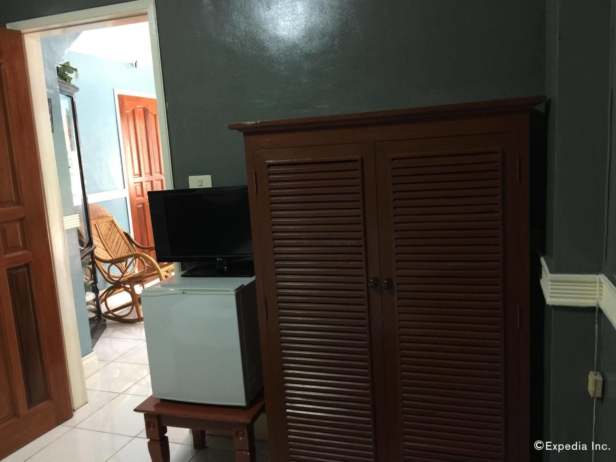 The Gabriella Bed And Breakfast Tagbilaran City Exterior photo